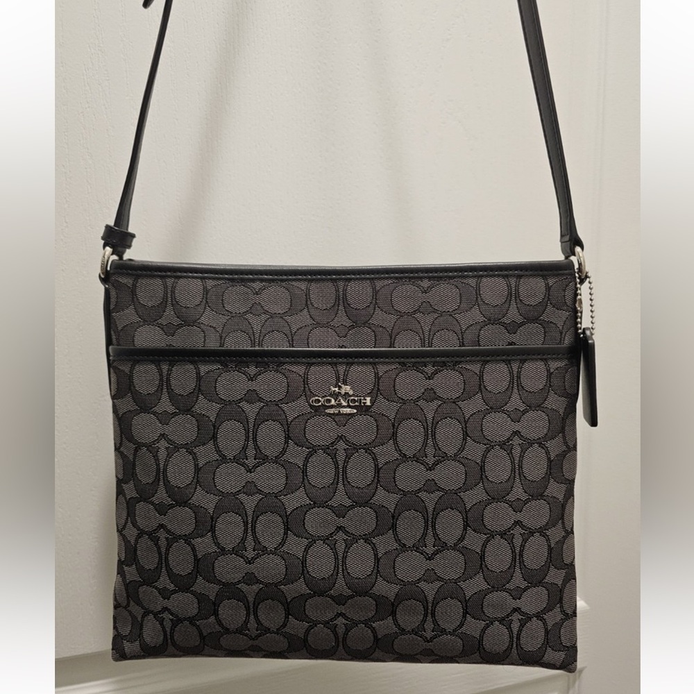 Coach F58285 Outline Signature File Bag Crossbody Black Smoke two imperfections